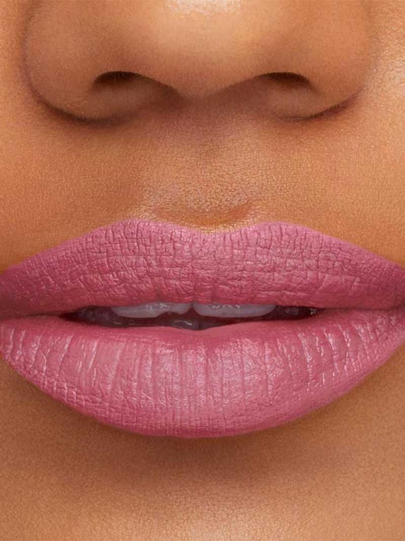267006041 dreamer deepskintone1 lipmacro ssmatteink square full width 800x1067